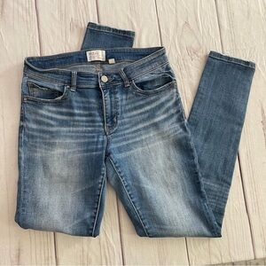 BKE Women's Light Blue Skinny Jeans